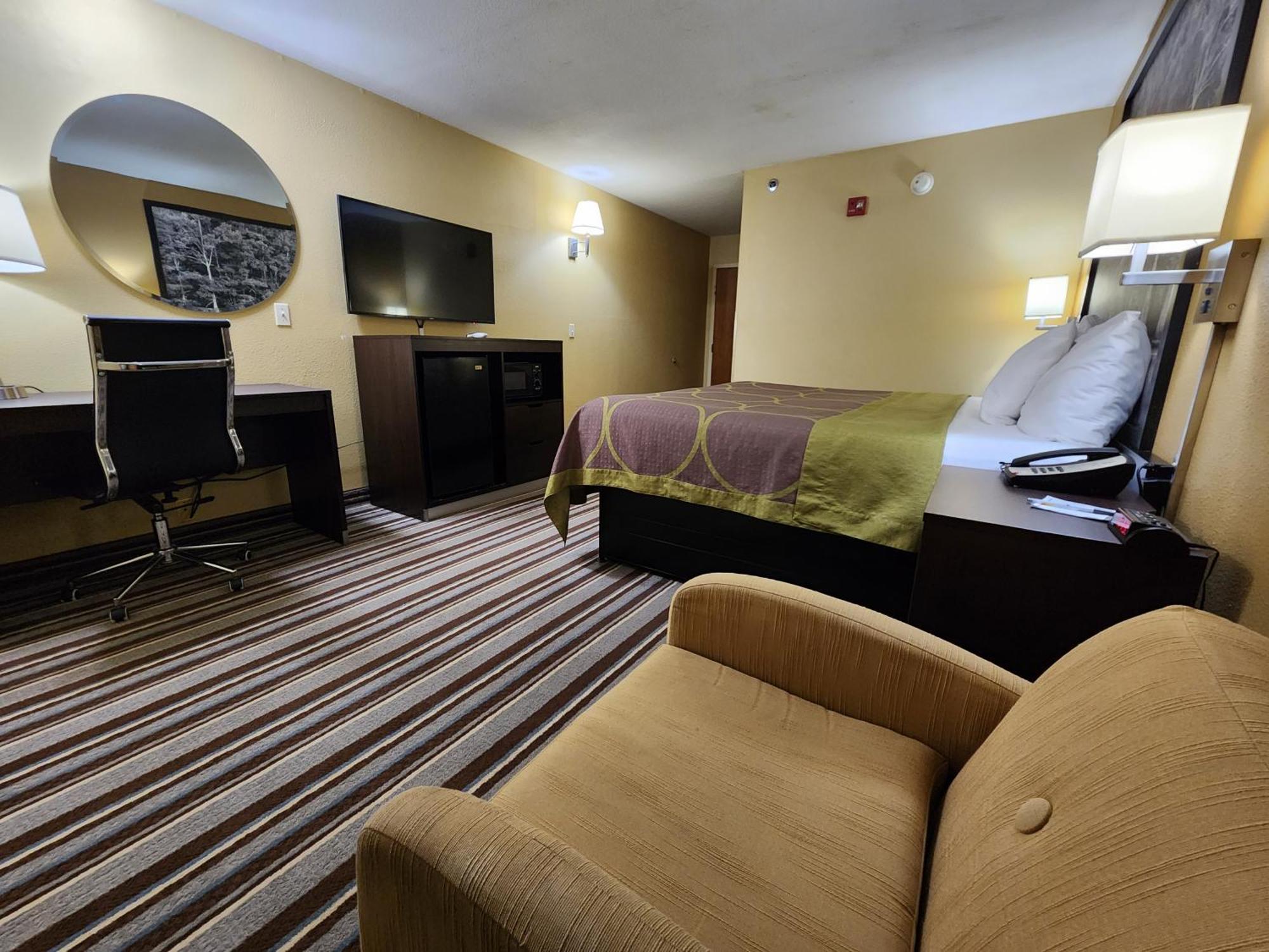Hotel Super 8 By Wyndham Pine Bluff Esterno foto